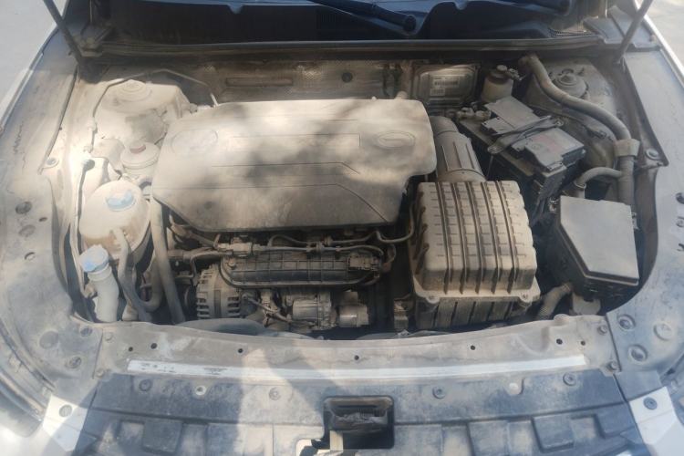 Used GAC Trumpchi GA6 2016 235T DCT Elite Edition Engine Bay