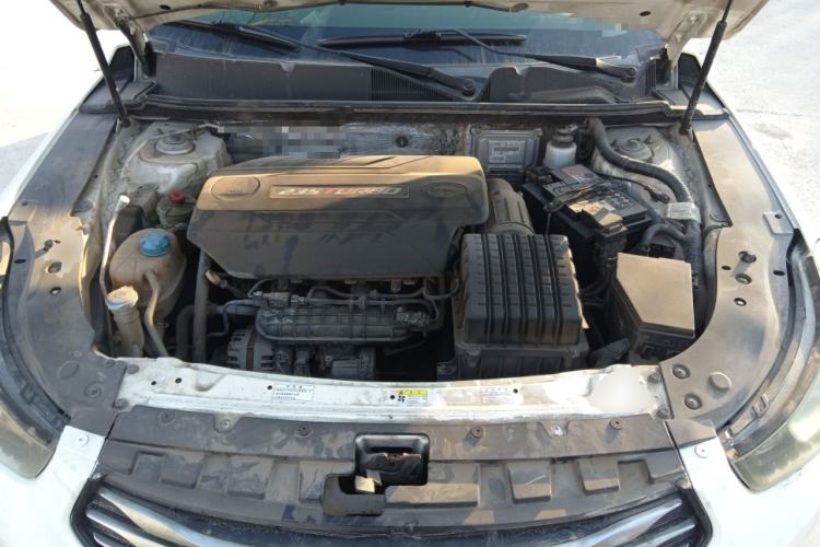 Used GAC Trumpchi GA6 2016 235T DCT Elite Edition Engine Bay