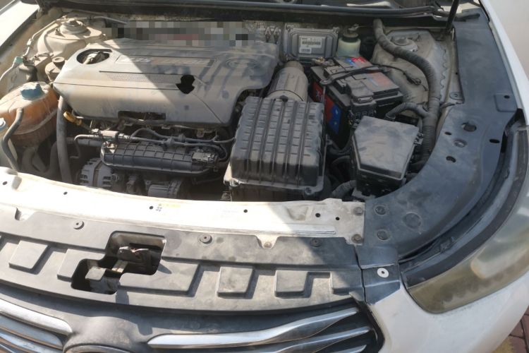 Used GAC Trumpchi GA6 2016 235T DCT Elite Edition Engine Bay Left