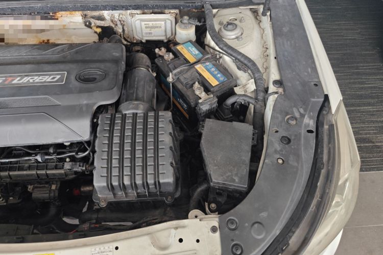 Used GAC Trumpchi GA6 2016 235T DCT Elite Edition Engine Bay Left