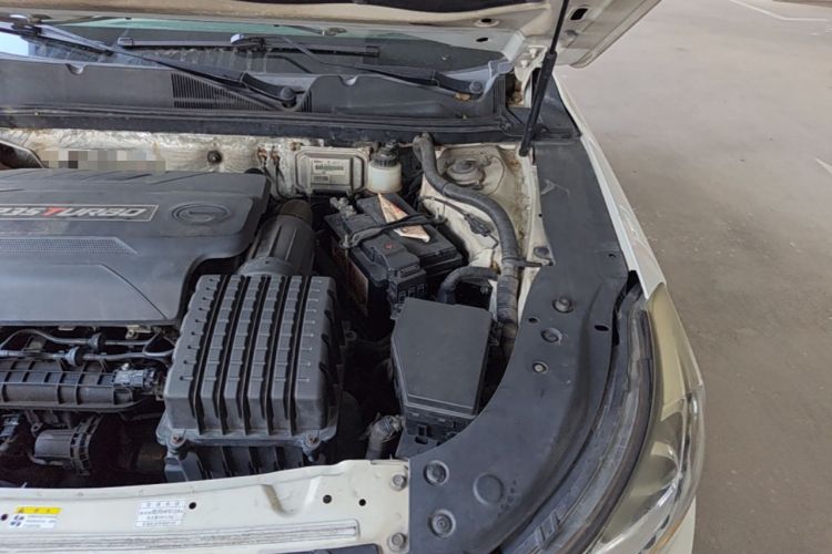 Used GAC Trumpchi GA6 2016 235T DCT Luxury Edition Engine Bay Left
