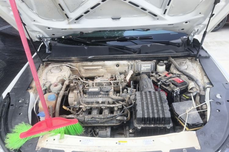 Used GAC Trumpchi GA6 2016 235T DCT Elite Edition Engine Bay