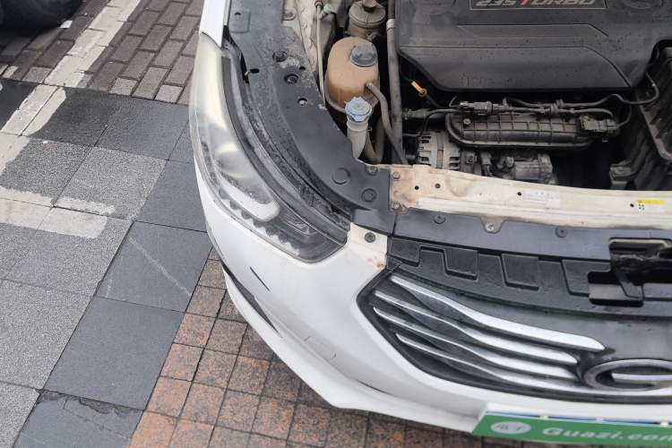 Used GAC Trumpchi GA6 2016 235T DCT Elite Edition Engine Bay Right