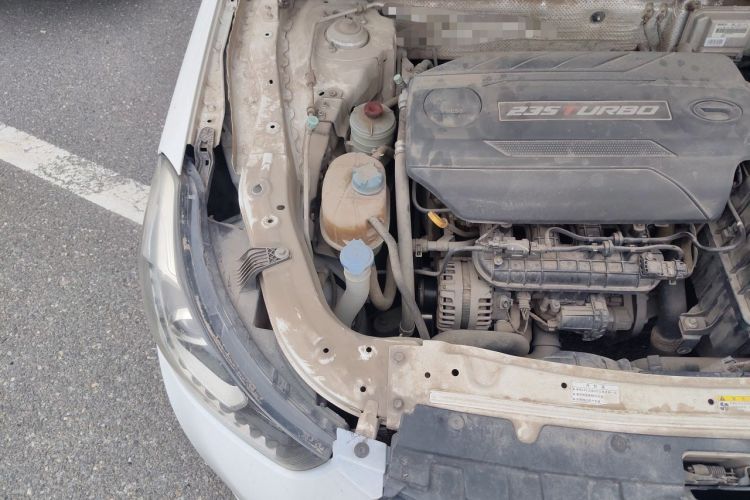 Used GAC Trumpchi GA6 2016 235T DCT Luxury Edition Engine Bay Right