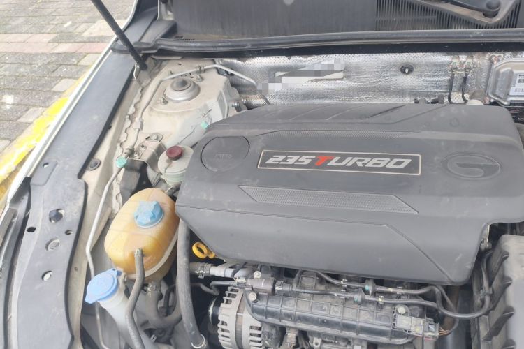 Used GAC Trumpchi GA6 2016 235T DCT Luxury Edition Engine Bay Right