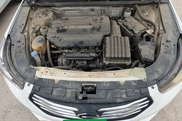 Used GAC Trumpchi GA6 2016 235T DCT Elite Edition Engine Bay