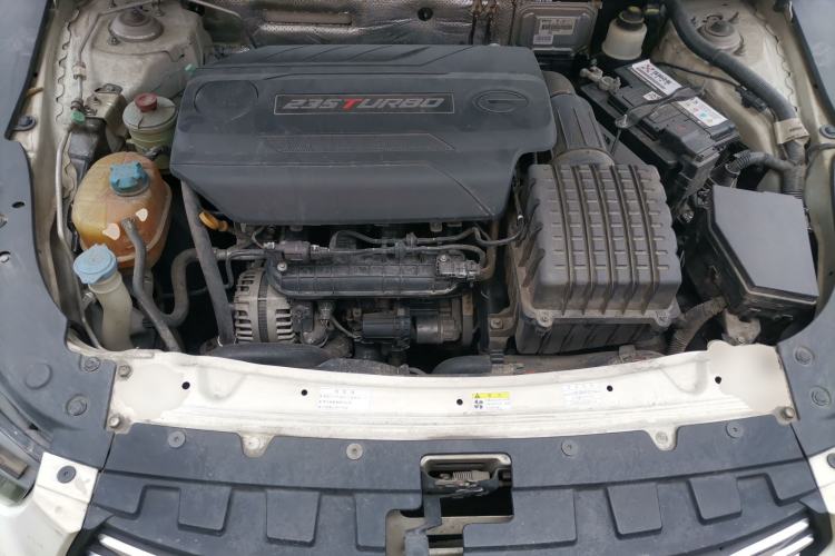 Used GAC Trumpchi GA6 2016 235T DCT Luxury Edition Engine Bay
