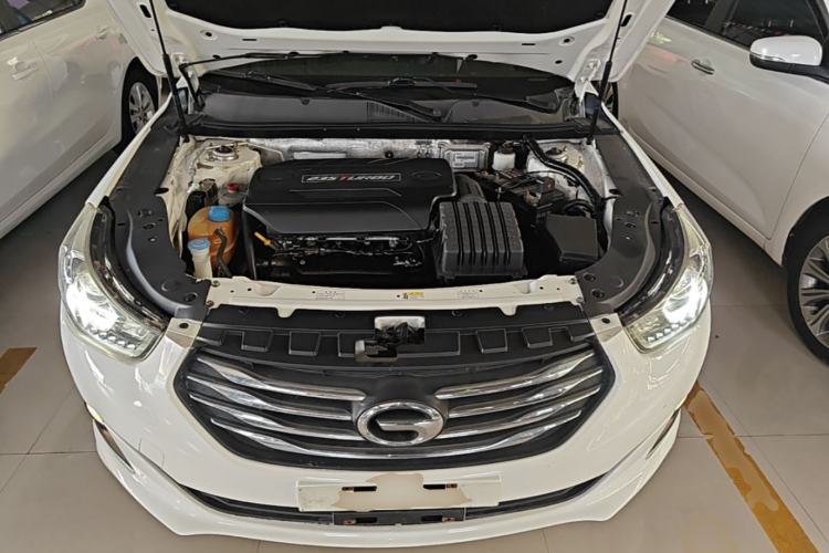 Used GAC Trumpchi GA6 2016 235T DCT Elite Edition Engine Bay