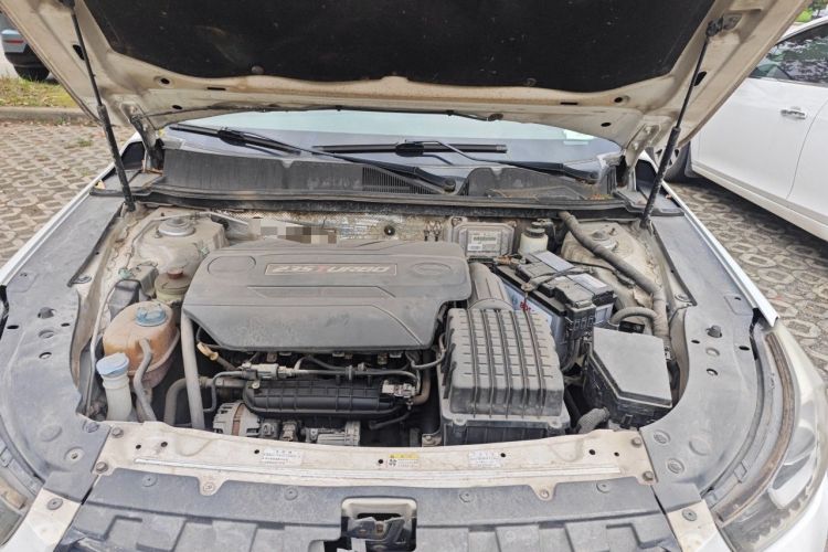 Used GAC Trumpchi GA6 2016 235T DCT Luxury Edition Engine Bay