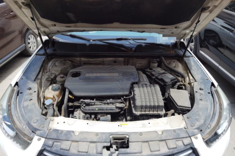 Used GAC Trumpchi GA6 2016 235T DCT Luxury Edition Engine Bay