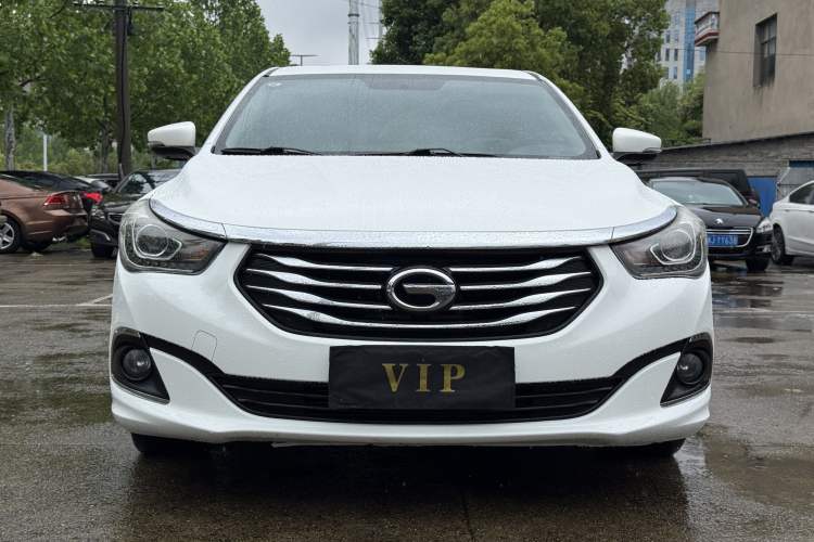 Used GAC Trumpchi GA6 2016 235T DCT Elite Edition Exterior 2