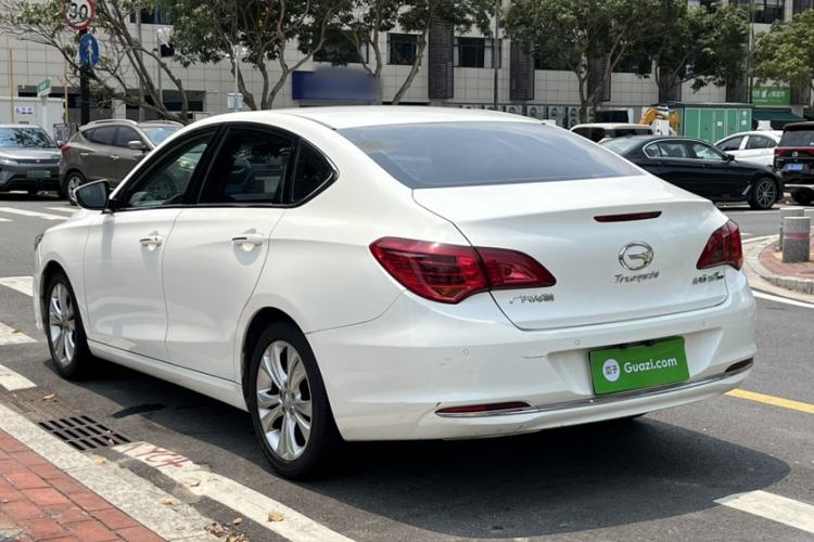 Used GAC Trumpchi GA6 2016 235T DCT Elite Edition Exterior 3