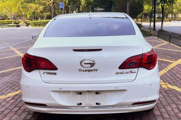 Used GAC Trumpchi GA6 2016 235T DCT Luxury Edition Exterior 4