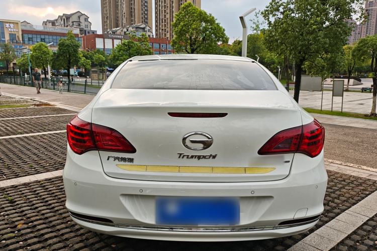 Used GAC Trumpchi GA6 2016 235T DCT Elite Edition Exterior 4