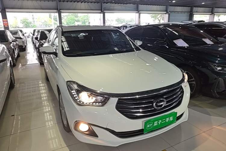 Used GAC Trumpchi GA6 2016 235T DCT Elite Edition Front Right 45 Deg