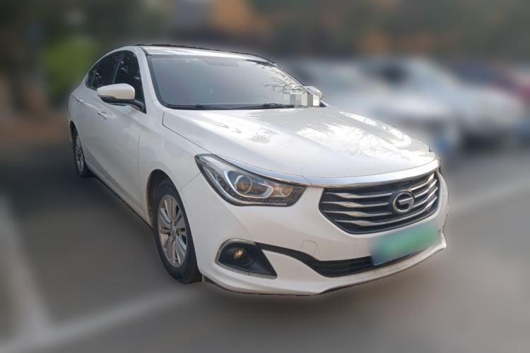 Used GAC Trumpchi GA6 2016 235T DCT Comfort Edition Front Right 45 Deg