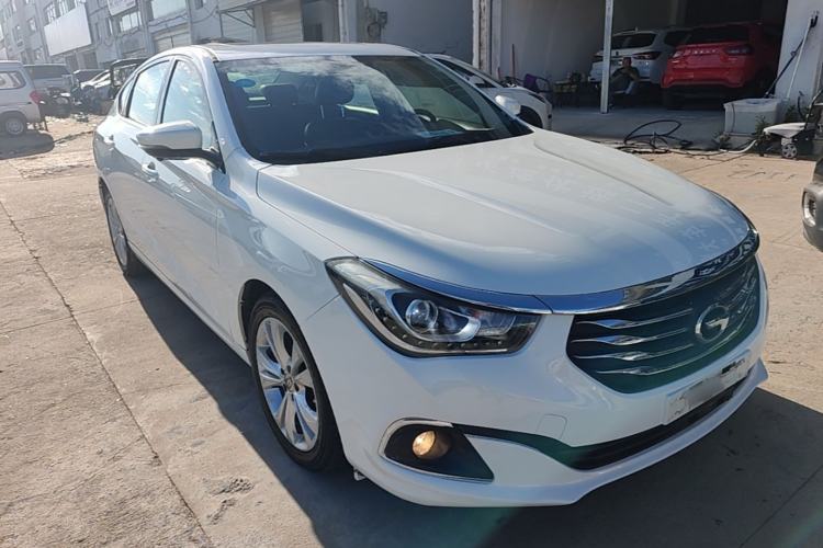 Used GAC Trumpchi GA6 2016 235T DCT Elite Edition Front Right 45 Deg
