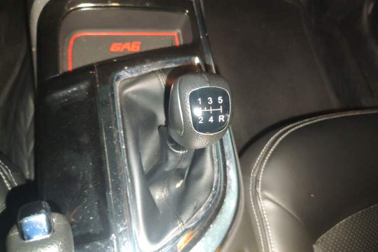 Used GAC Trumpchi GA6 2016 235T Manual Elite Edition Gear Lever