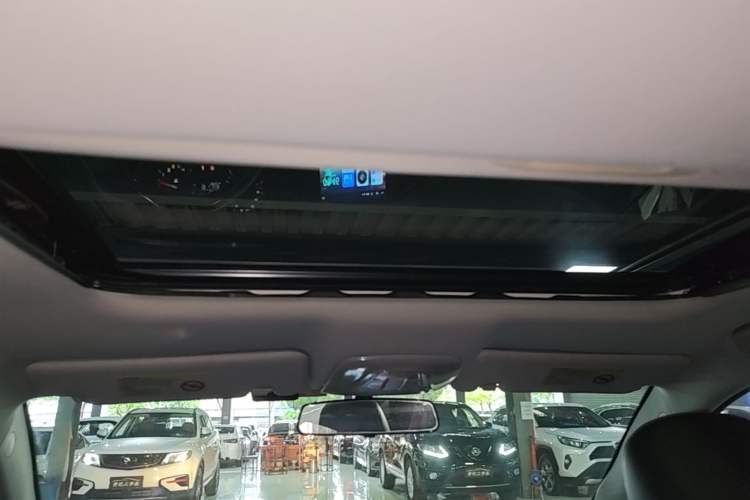 Used GAC Trumpchi GA6 2016 235T DCT Elite Edition Headliner