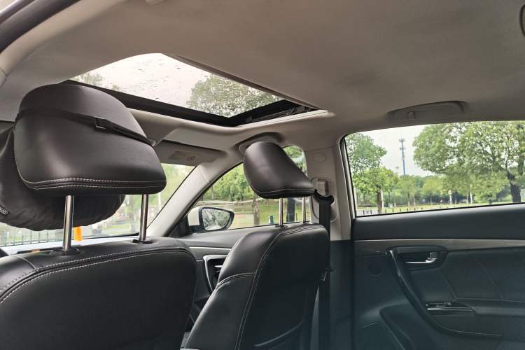 Used GAC Trumpchi GA6 2016 235T DCT Elite Edition Headliner