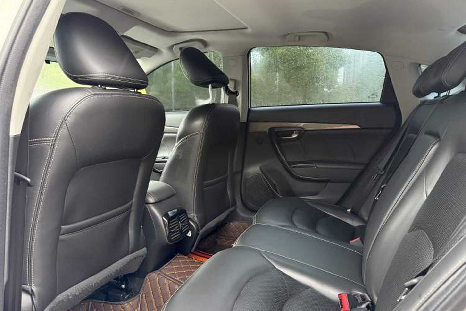 Used GAC Trumpchi GA6 2016 235T DCT Elite Edition Interior 4