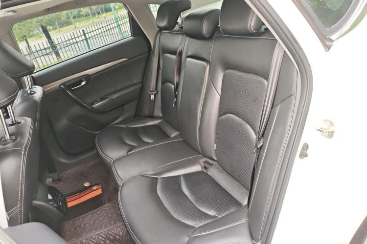 Used GAC Trumpchi GA6 2016 235T DCT Elite Edition Interior 5
