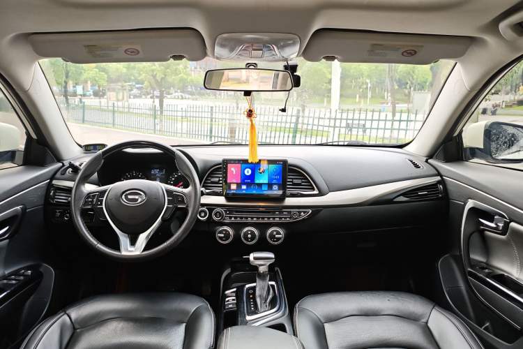 Used GAC Trumpchi GA6 2016 235T DCT Elite Edition Interior 8