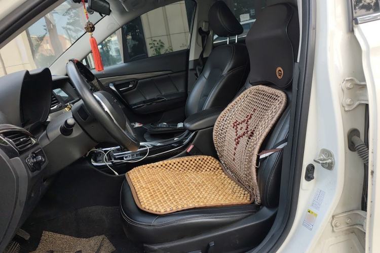 Used GAC Trumpchi GA6 2016 235T DCT Elite Edition Left Front Seat