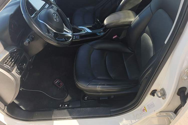 Used GAC Trumpchi GA6 2016 235T DCT Elite Edition Left Front Seat