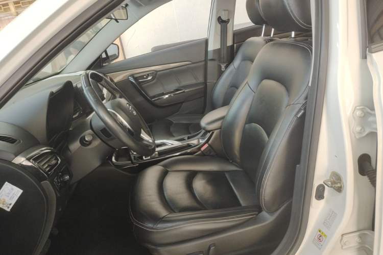 Used GAC Trumpchi GA6 2016 235T DCT Elite Edition Left Front Seat