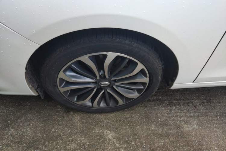 Used GAC Trumpchi GA6 2016 235T DCT Luxury Edition Left Front Wheel Hub
