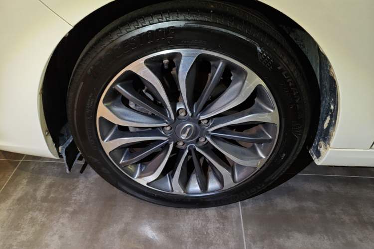 Used GAC Trumpchi GA6 2016 235T DCT Luxury Edition Left Front Wheel Hub