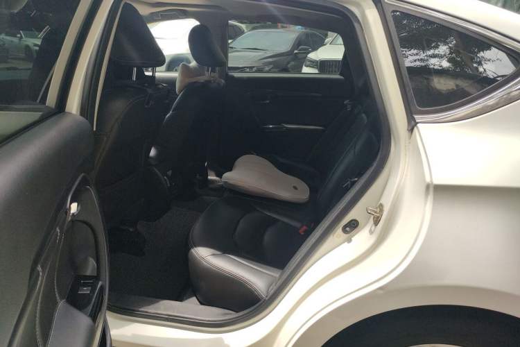 Used GAC Trumpchi GA6 2016 235T DCT Luxury Edition Left Rear Seat