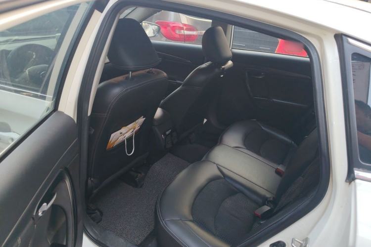 Used GAC Trumpchi GA6 2016 235T DCT Comfort Edition Left Rear Seat