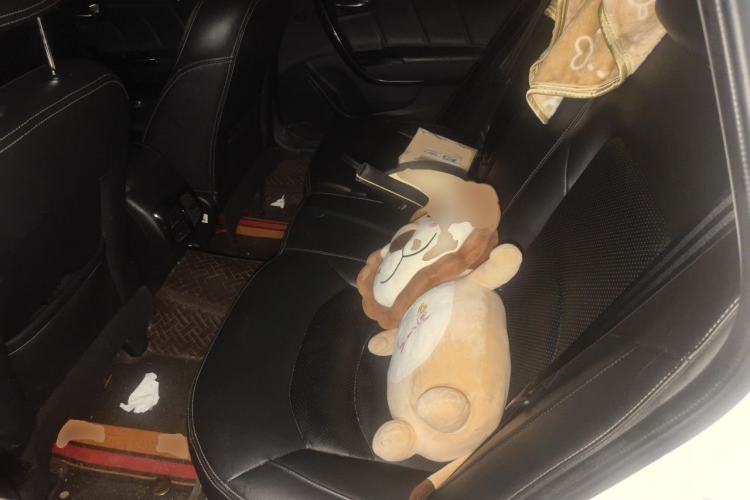 Used GAC Trumpchi GA6 2016 235T DCT Elite Edition Left Rear Seat