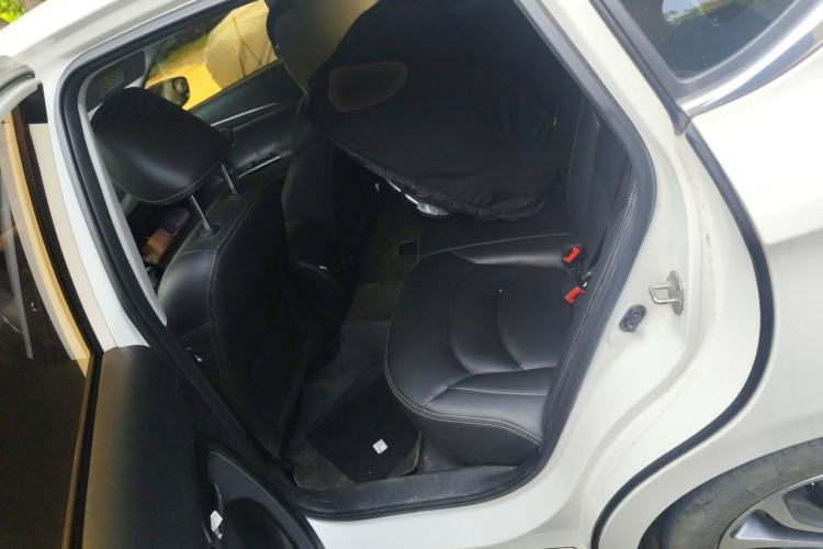 Used GAC Trumpchi GA6 2016 235T DCT Luxury Edition Left Rear Seat