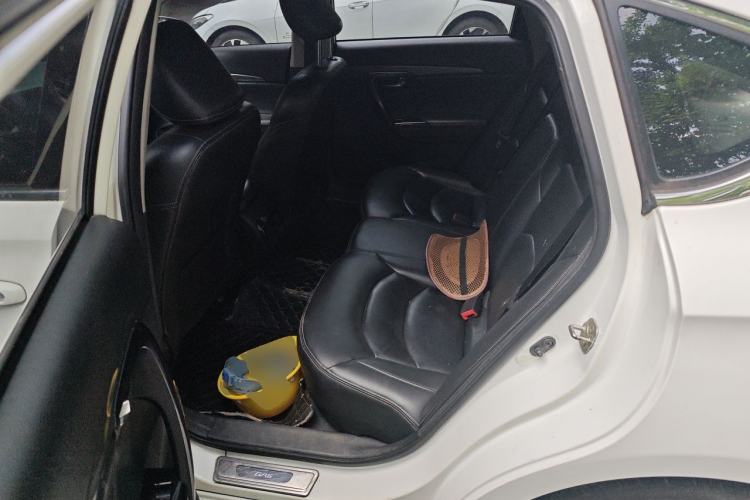 Used GAC Trumpchi GA6 2016 235T DCT Elite Edition Left Rear Seat