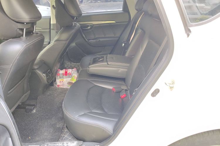 Used GAC Trumpchi GA6 2016 235T DCT Elite Edition Left Rear Seat