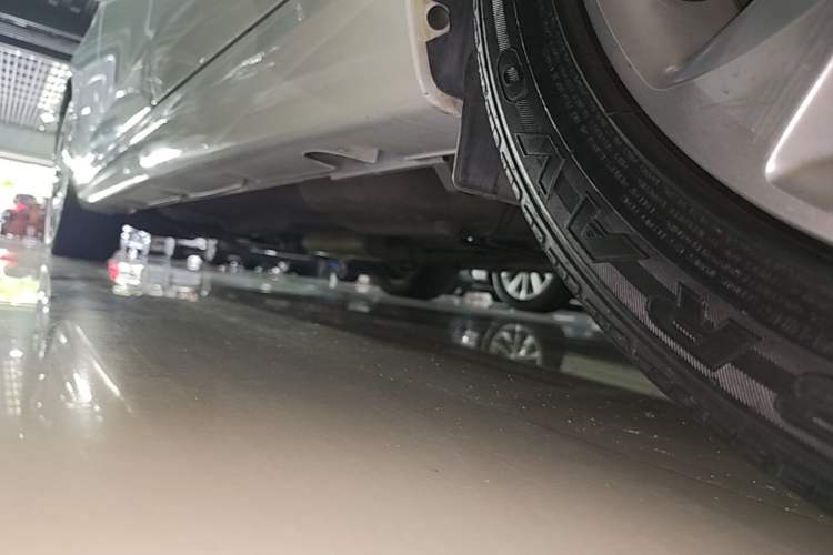 Used GAC Trumpchi GA6 2016 235T DCT Elite Edition Left Side Sill