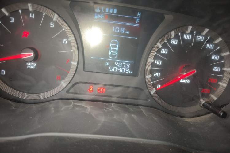 Used GAC Trumpchi GA6 2016 235T Manual Elite Edition Odometer Close Up