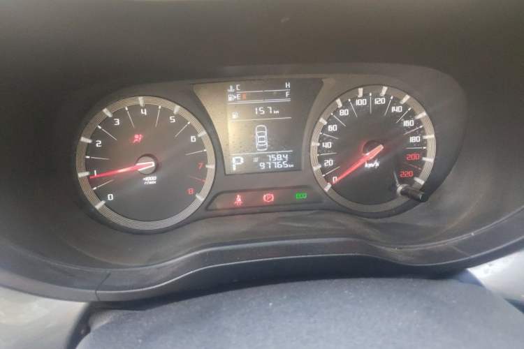 Used GAC Trumpchi GA6 2016 235T DCT Elite Edition Odometer Close Up