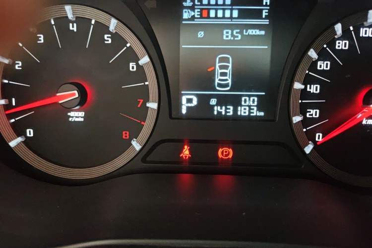Used GAC Trumpchi GA6 2016 235T DCT Elite Edition Odometer Close Up