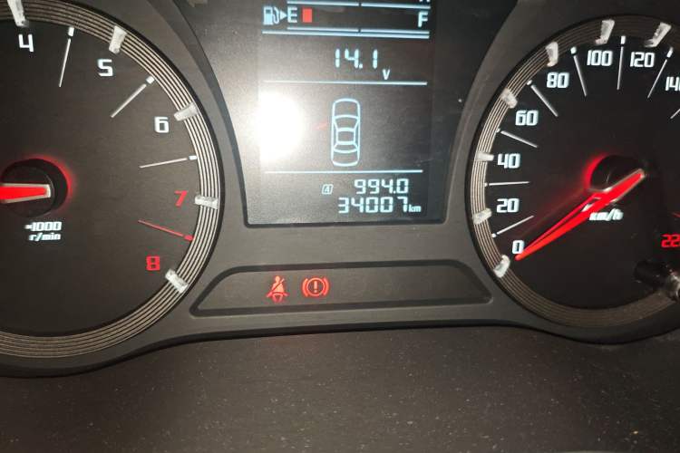 Used GAC Trumpchi GA6 2016 235T Manual Elite Edition Odometer Close Up