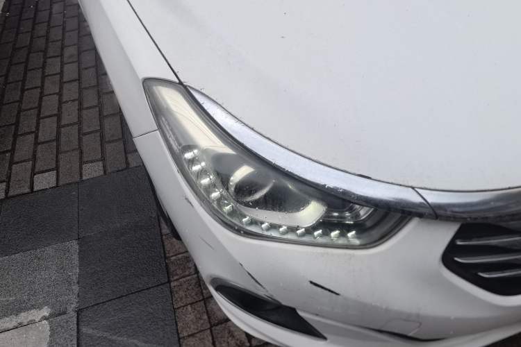 Used GAC Trumpchi GA6 2016 235T DCT Elite Edition Right Front Headlight