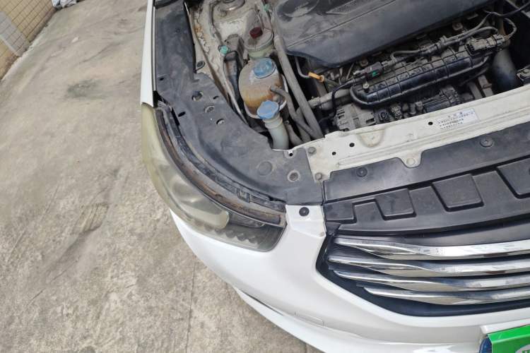 Used GAC Trumpchi GA6 2016 235T DCT Luxury Edition Right Front Headlight