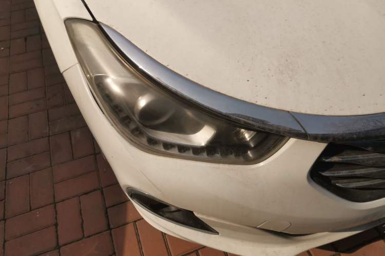 Used GAC Trumpchi GA6 2016 235T DCT Elite Edition Right Front Headlight