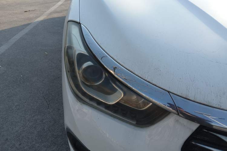 Used GAC Trumpchi GA6 2016 235T DCT Elite Edition Right Front Headlight