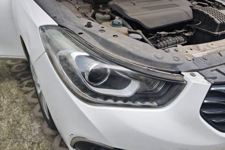 Used GAC Trumpchi GA6 2016 235T DCT Elite Edition Right Front Headlight