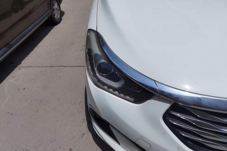 Used GAC Trumpchi GA6 2016 235T DCT Luxury Edition Right Front Headlight