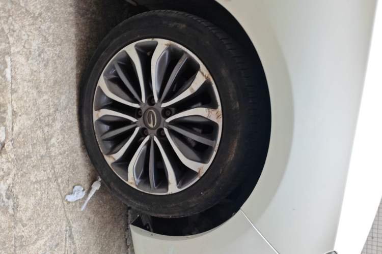 Used GAC Trumpchi GA6 2016 235T DCT Luxury Edition Right Front Wheel Hub